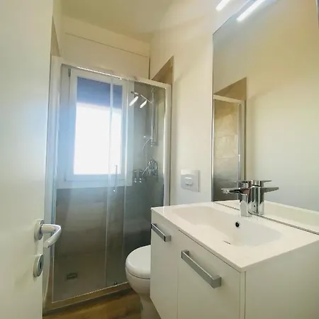 Maria Luisa - Piazza Mazzini - 30 Mt Dal Mare - * Lido di Jesolo