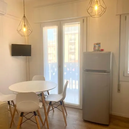 Maria Luisa - Piazza Mazzini - 30 Mt Dal Mare - דירה לידו די ג'סולו