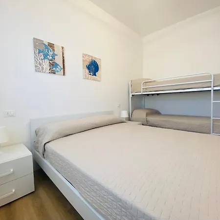 Maria Luisa - Piazza Mazzini - 30 Mt Dal Mare - *